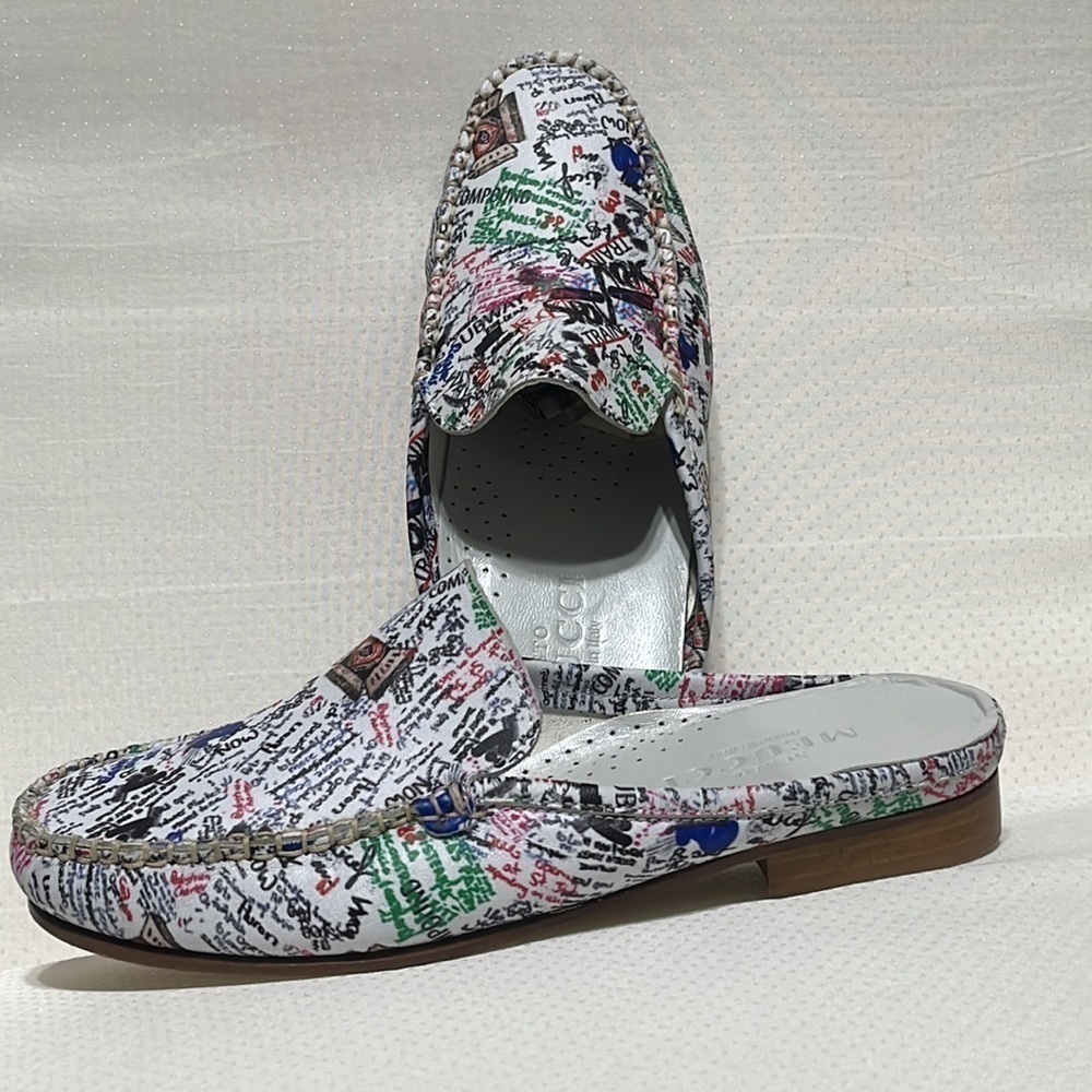 MEUCCI GRAFFITI PRINT MULE SHOES MADE IN ITALY SIZE 6 1/2 M
